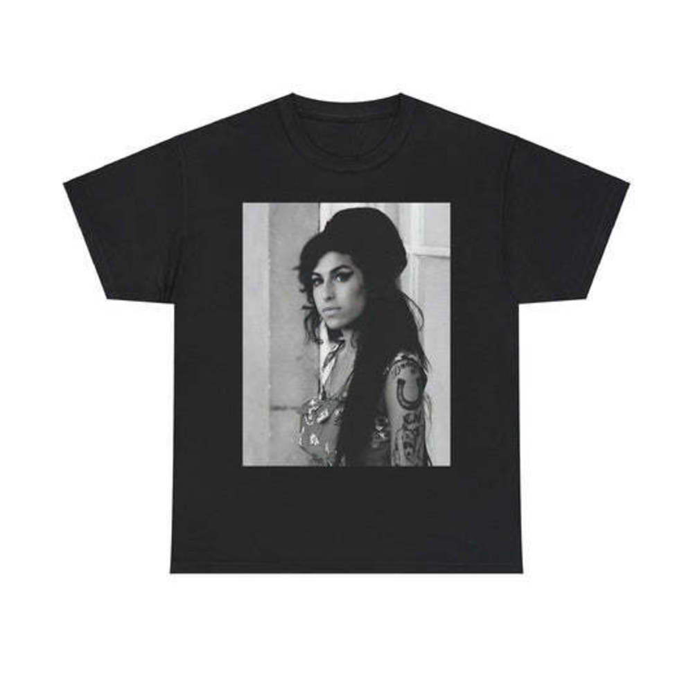 Amy Winehouse Tour Style T Shirt